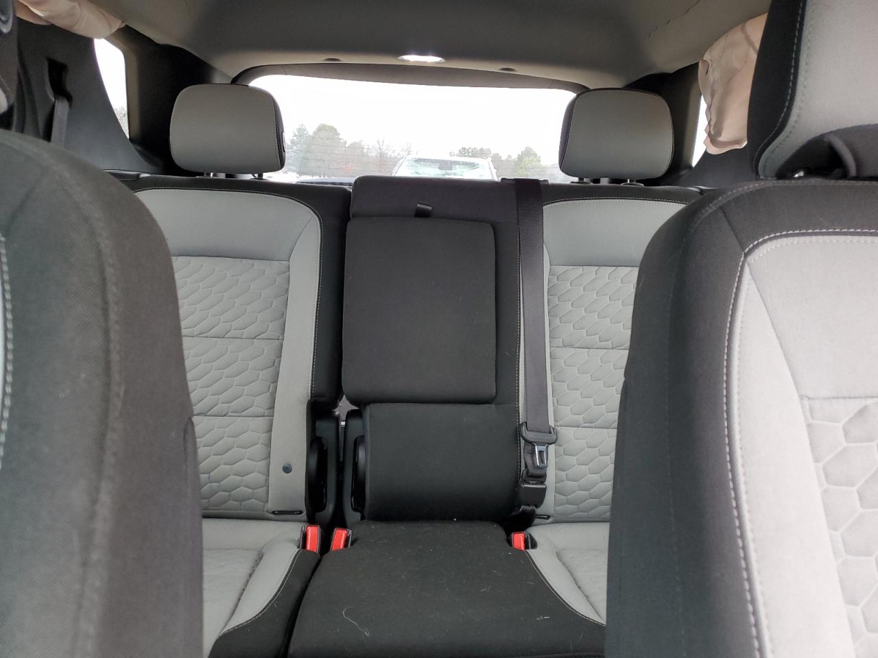 2020 Chevrolet Equinox - Image 10