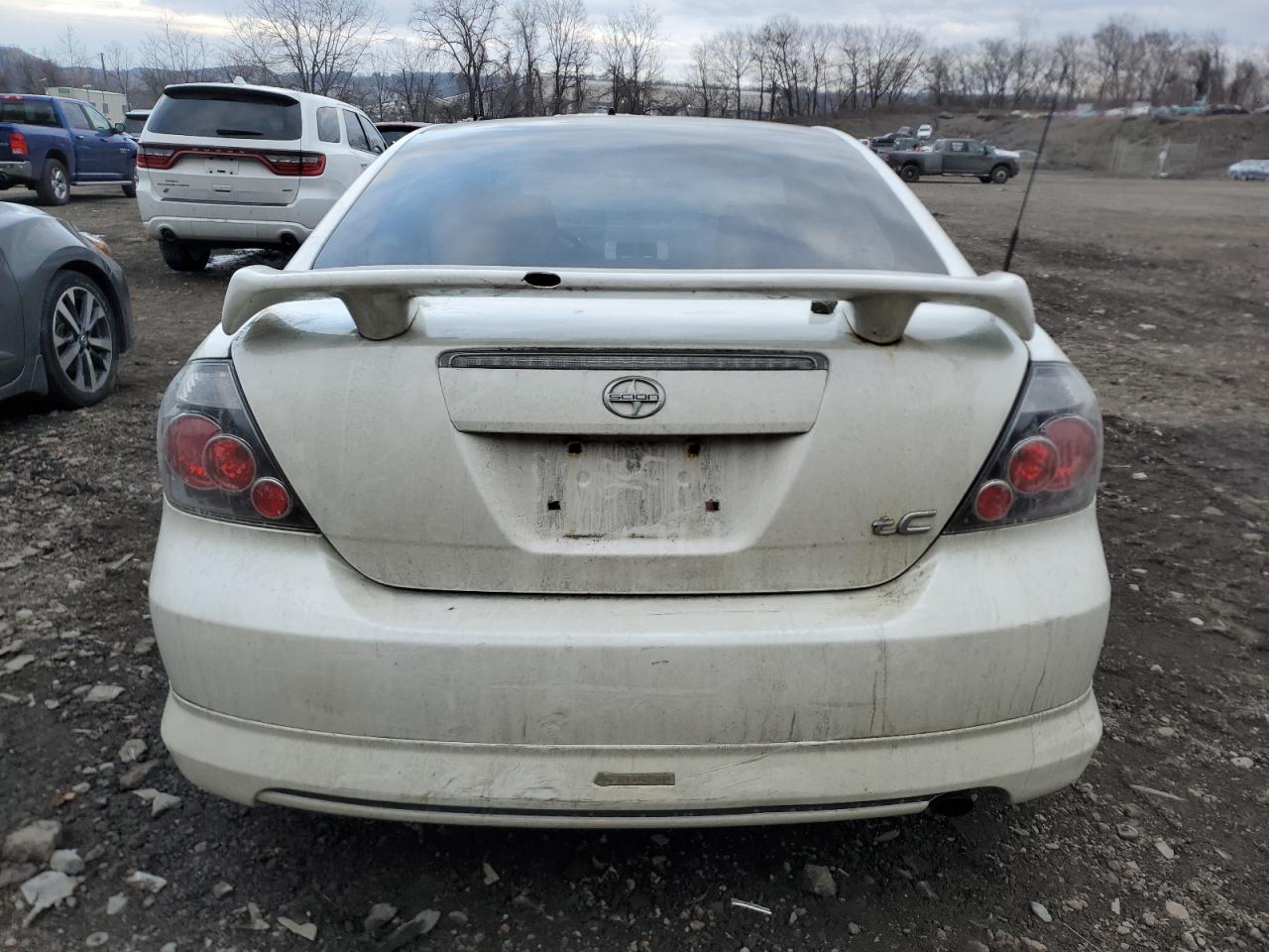 2007 Scion tC - Image 6