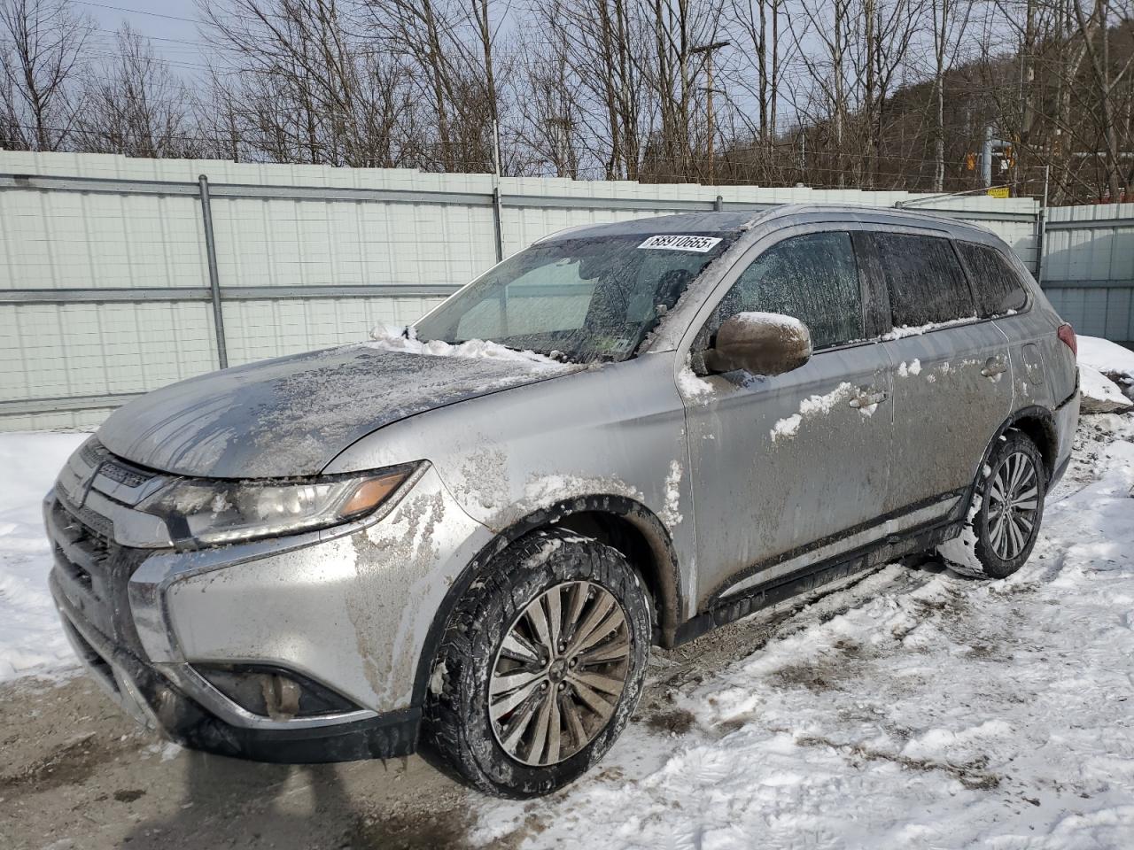 2019 Mitsubishi Outlander - Image 1