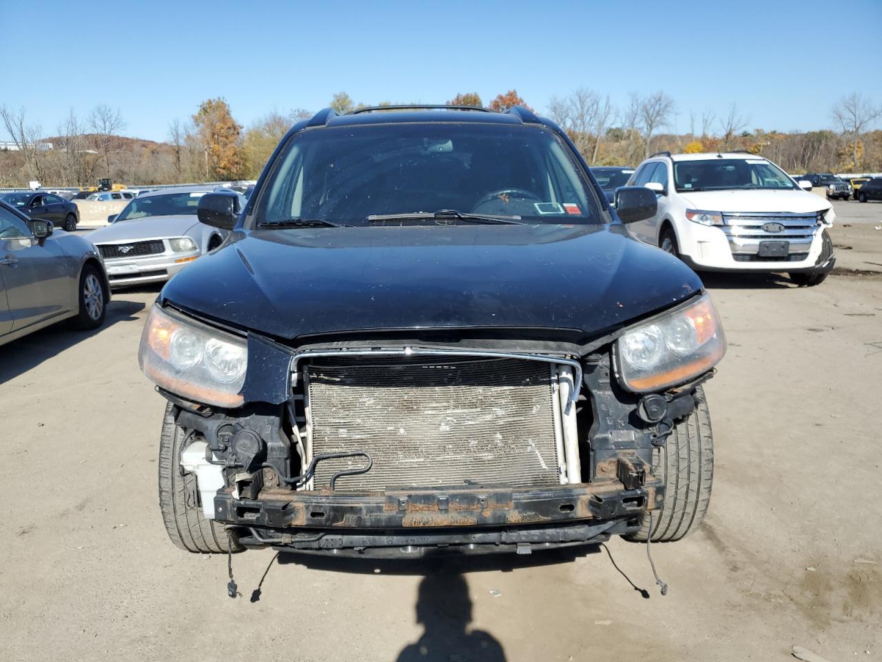 2010 Hyundai Santa Fe - Image 5