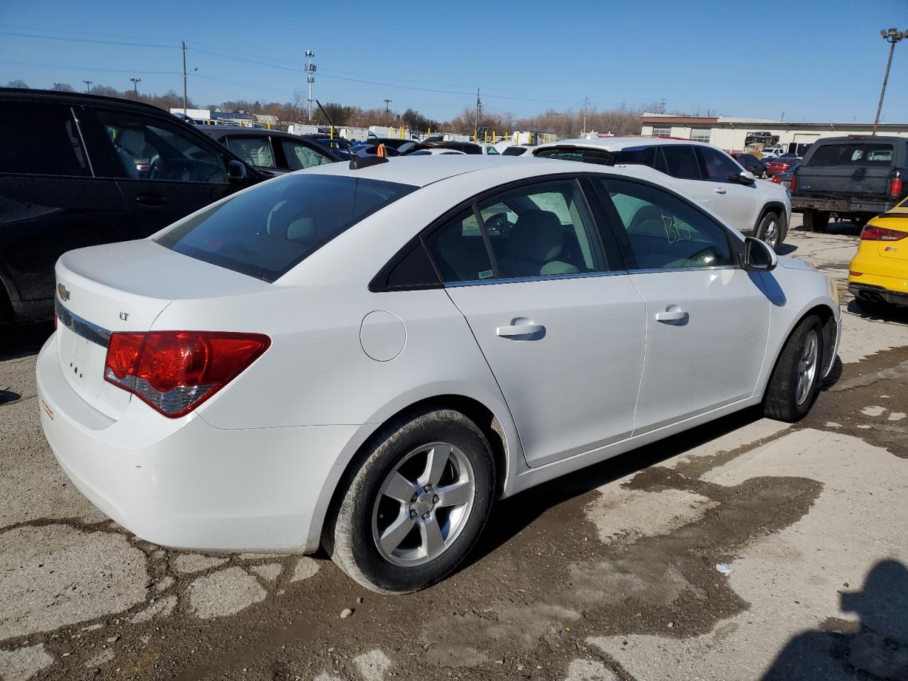 2016 Chevrolet Cruze - Image 3
