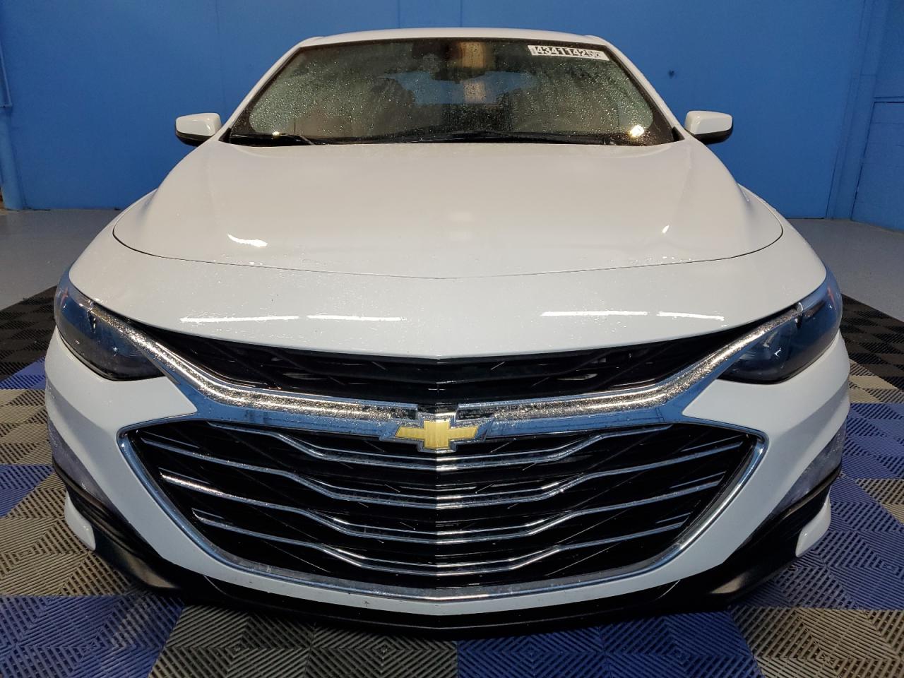 2023 Chevrolet Malibu - Image 5