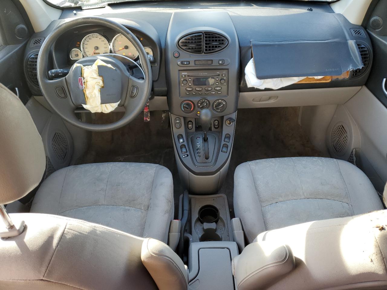 2004 Saturn VUE - Image 8