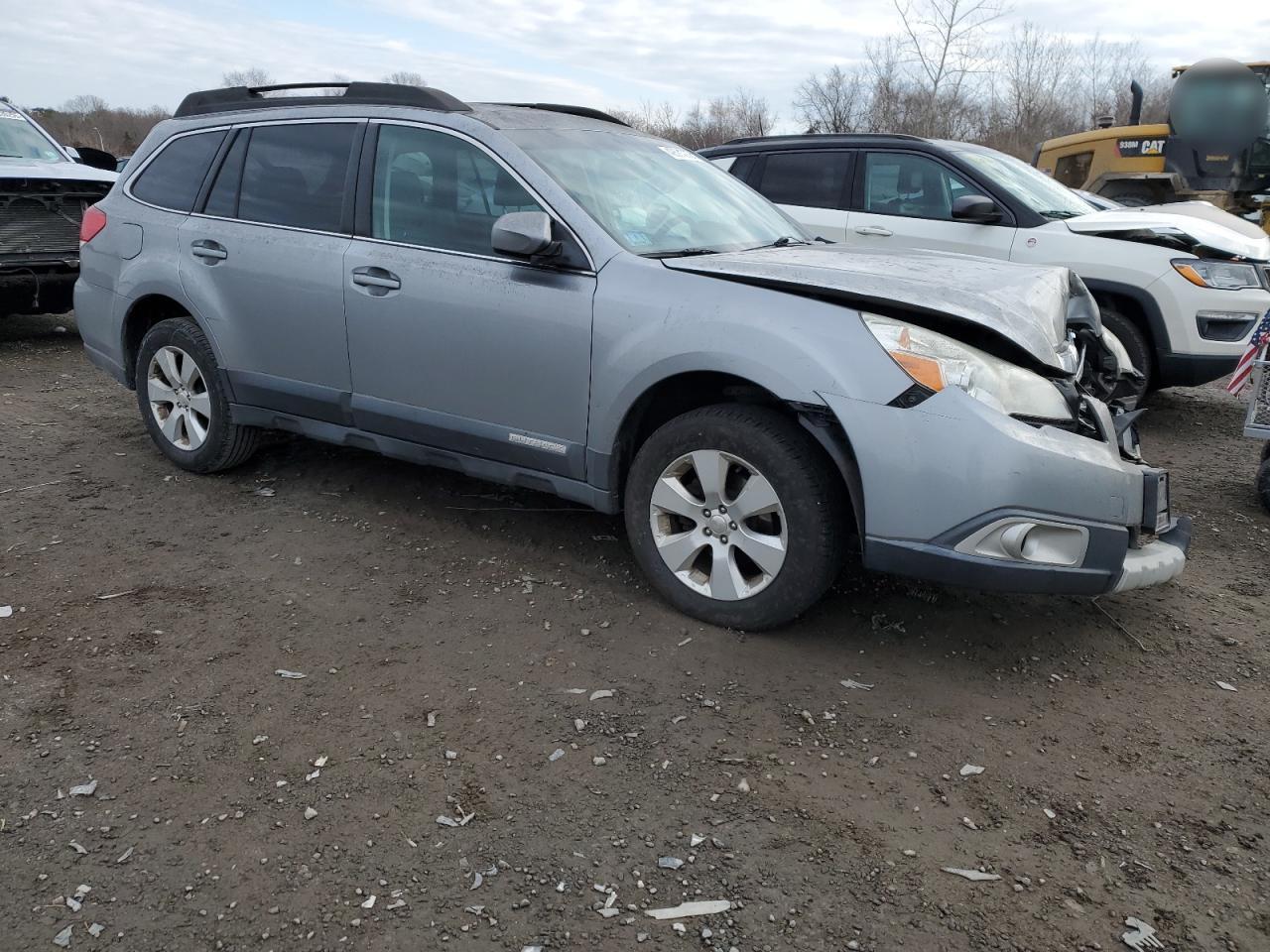2011 Subaru Outback - Image 4