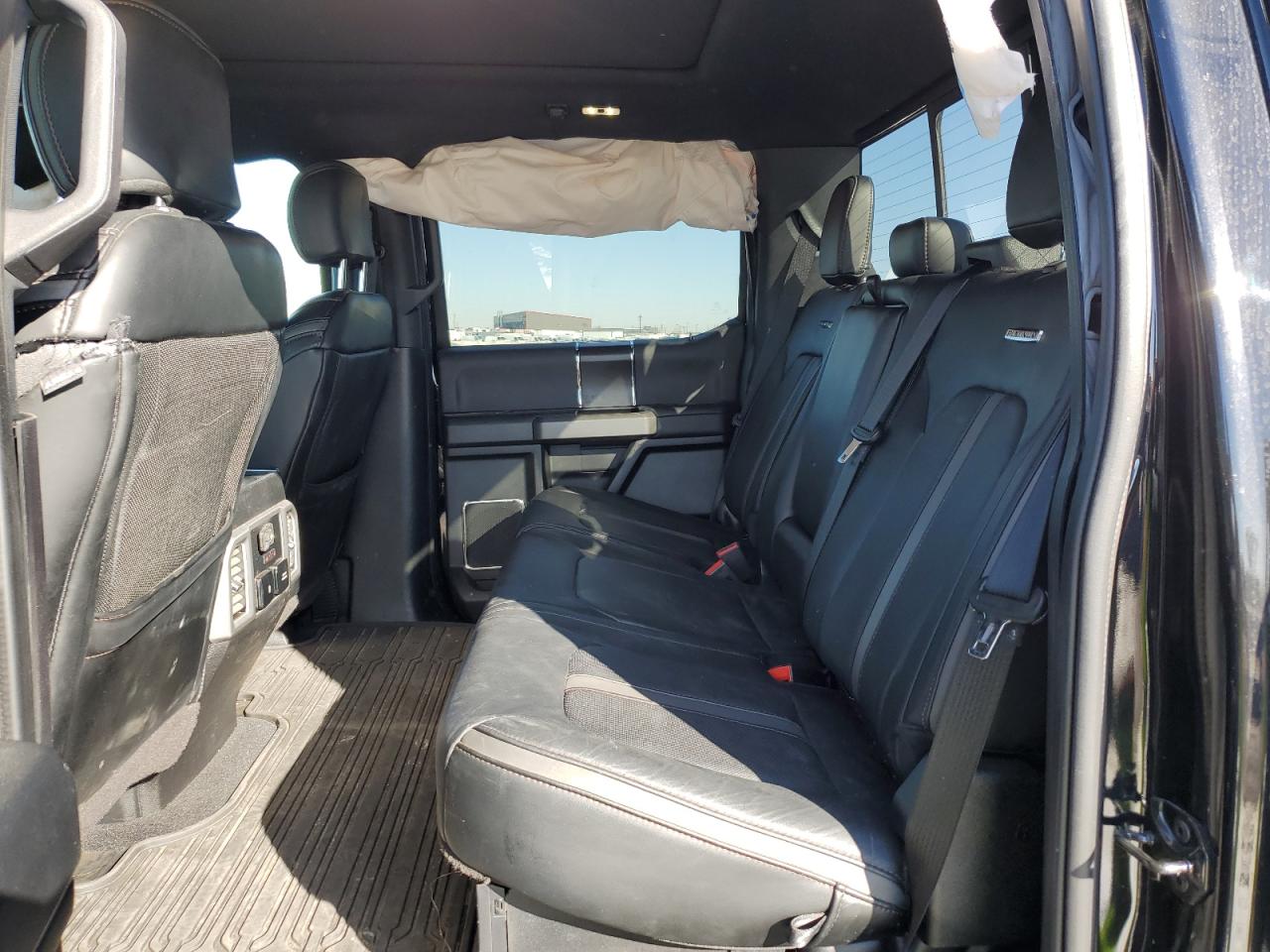 2019 Ford F350 - Image 11