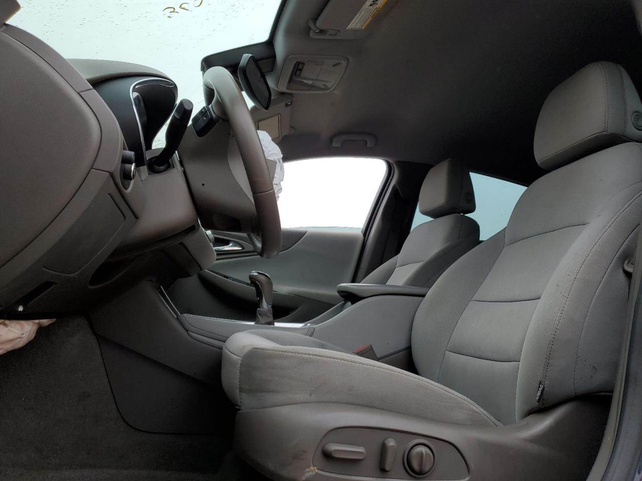 2016 Chevrolet Malibu - Image 7