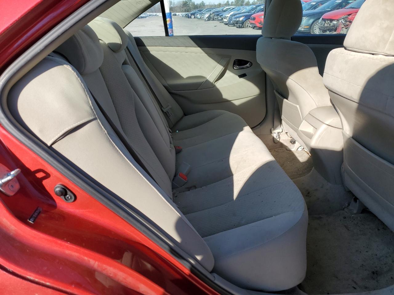 2009 Toyota Camry - Image 10