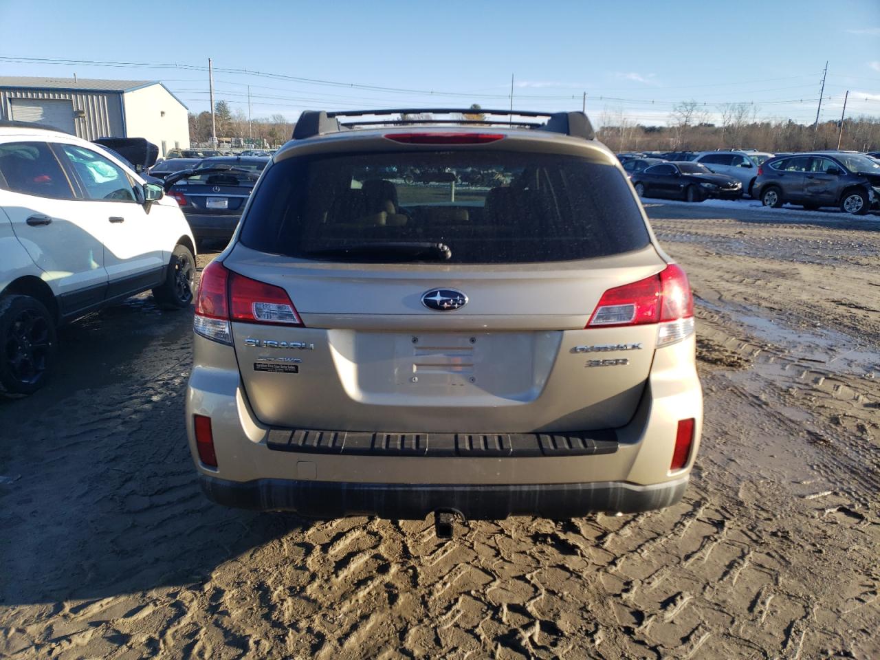 2010 Subaru Outback - Image 6