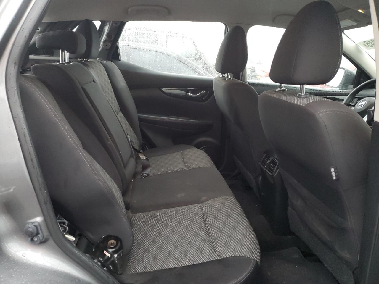 2019 Nissan Rogue - Image 11