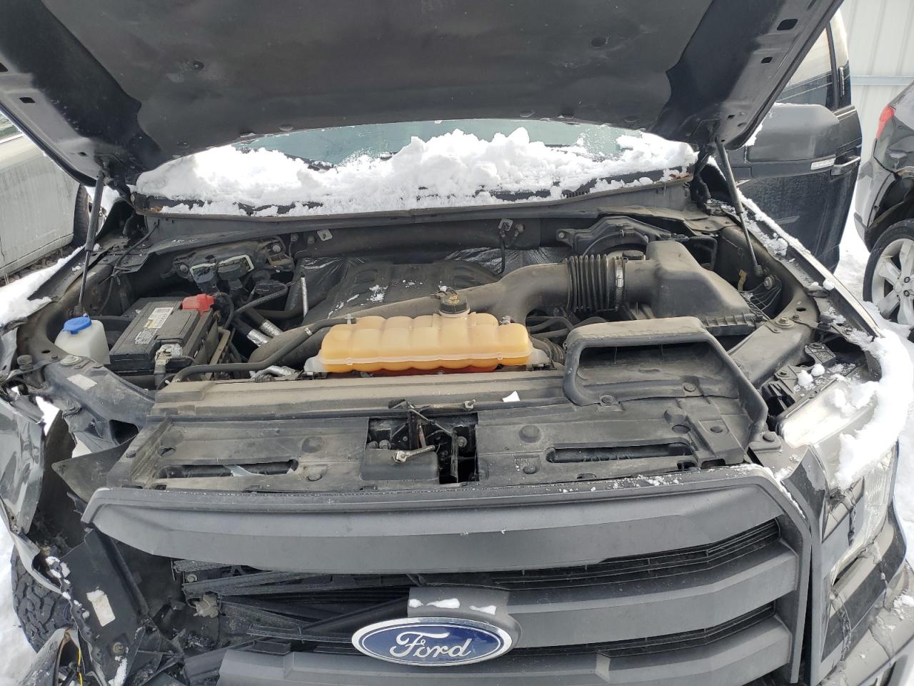 2015 Ford F-150 - Image 11