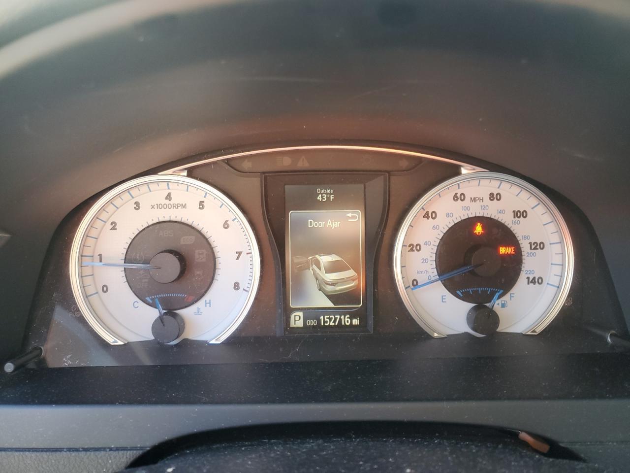 2016 Toyota Camry - Image 9