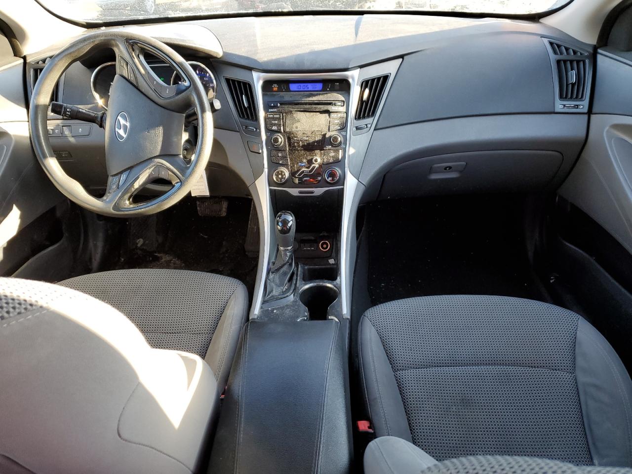 2012 Hyundai Sonata - Image 8