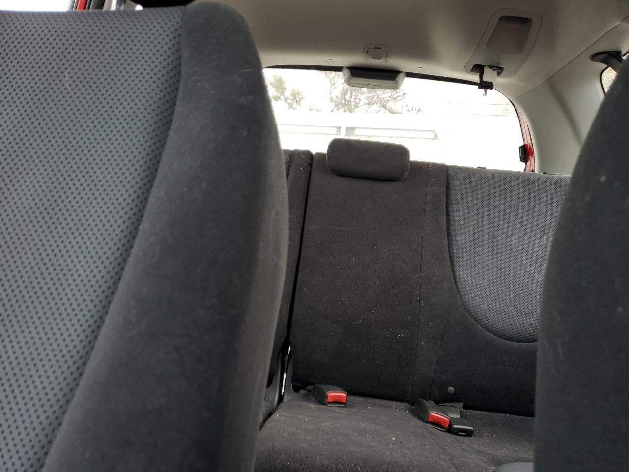 2007 Honda Fit - Image 10
