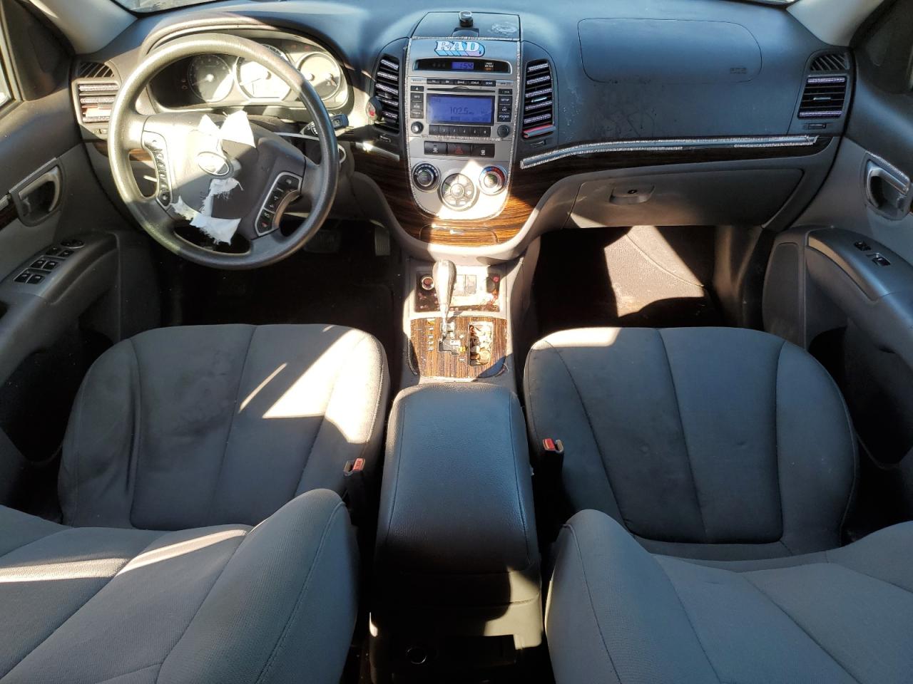 2012 Hyundai Santa Fe - Image 8