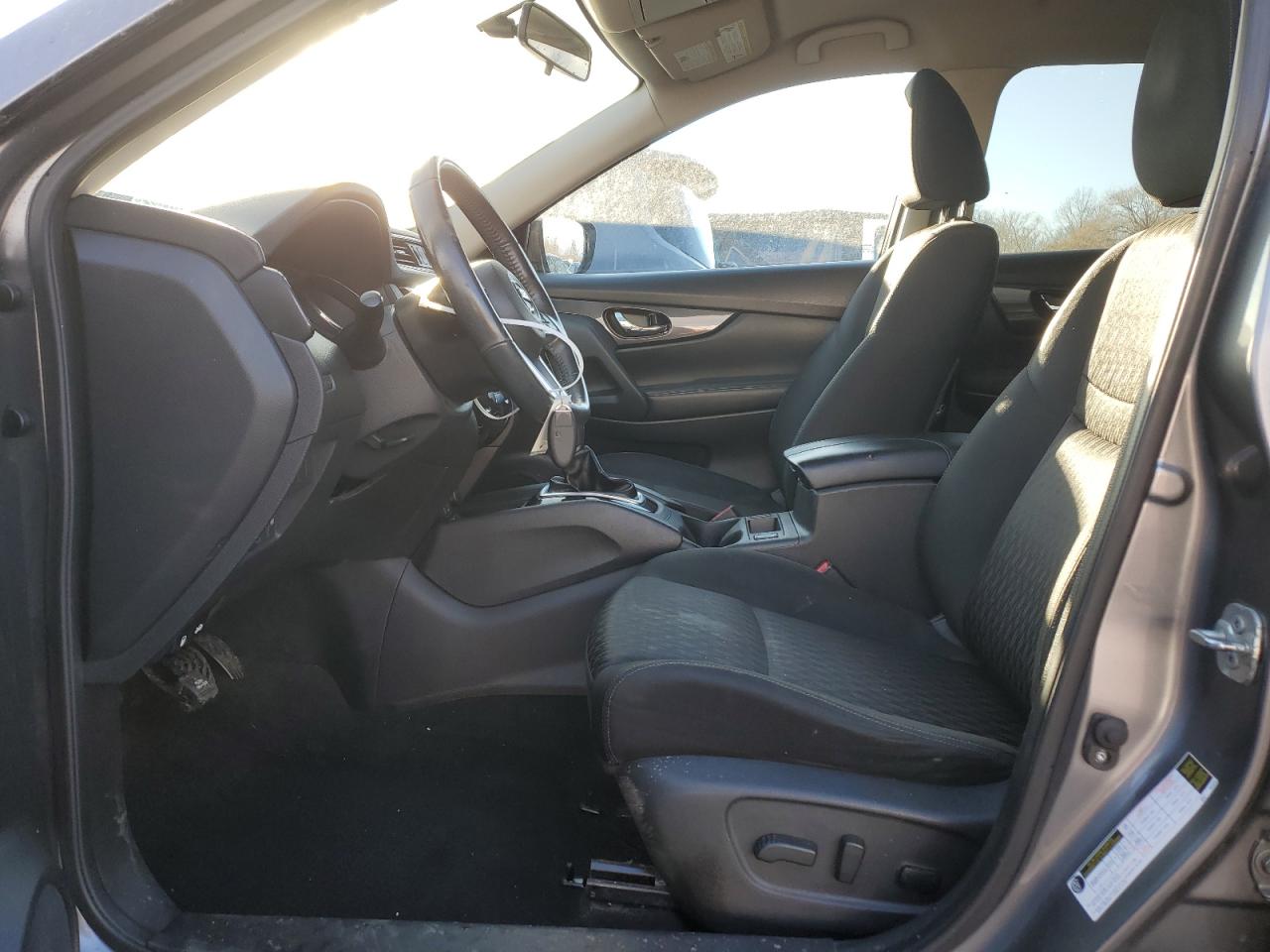 2017 Nissan Rogue - Image 7