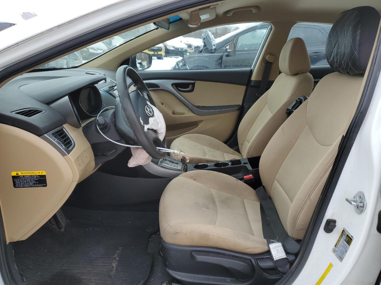 2013 Hyundai Elantra - Image 7