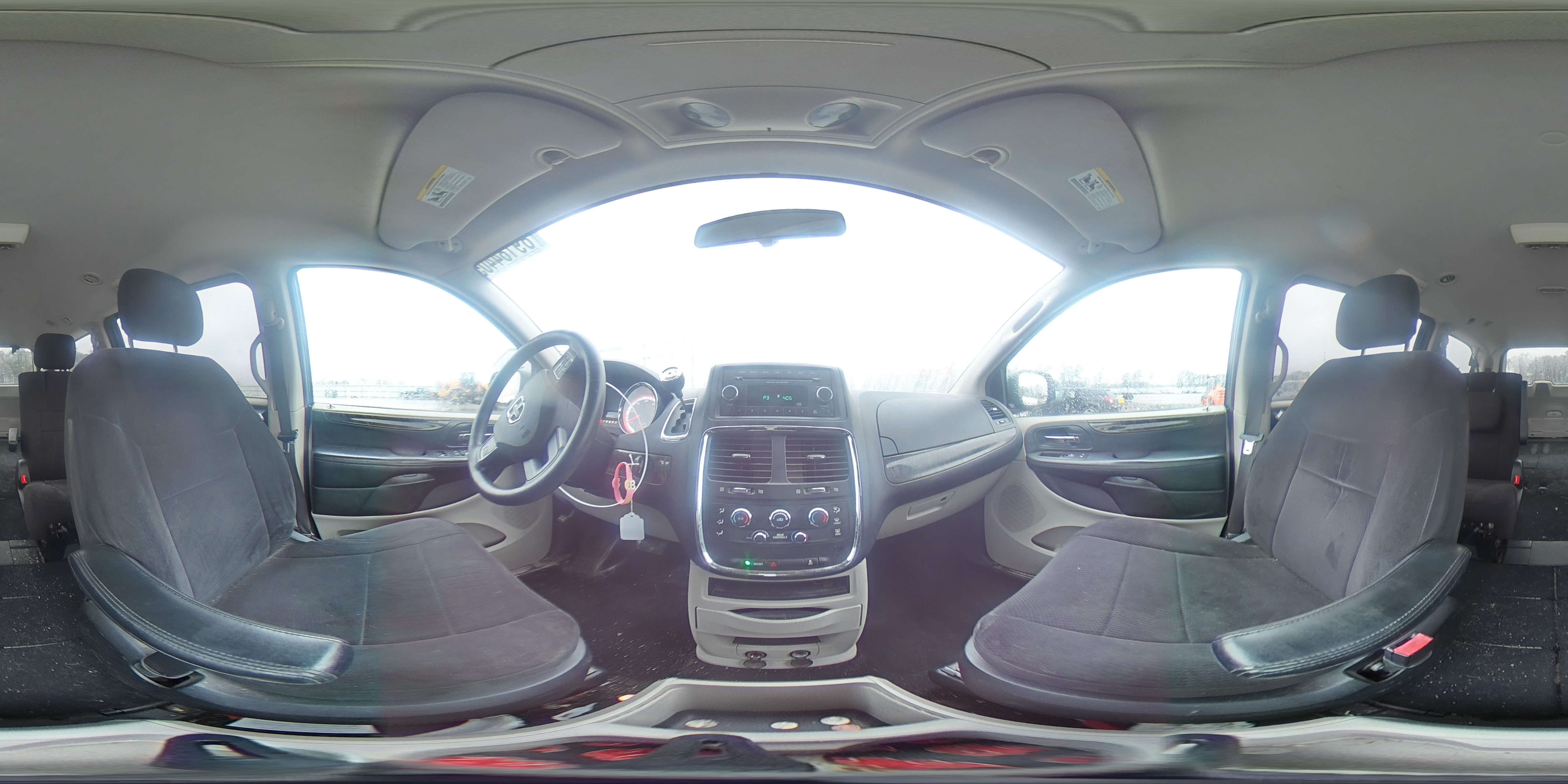 2011 Dodge Caravan - Image 13