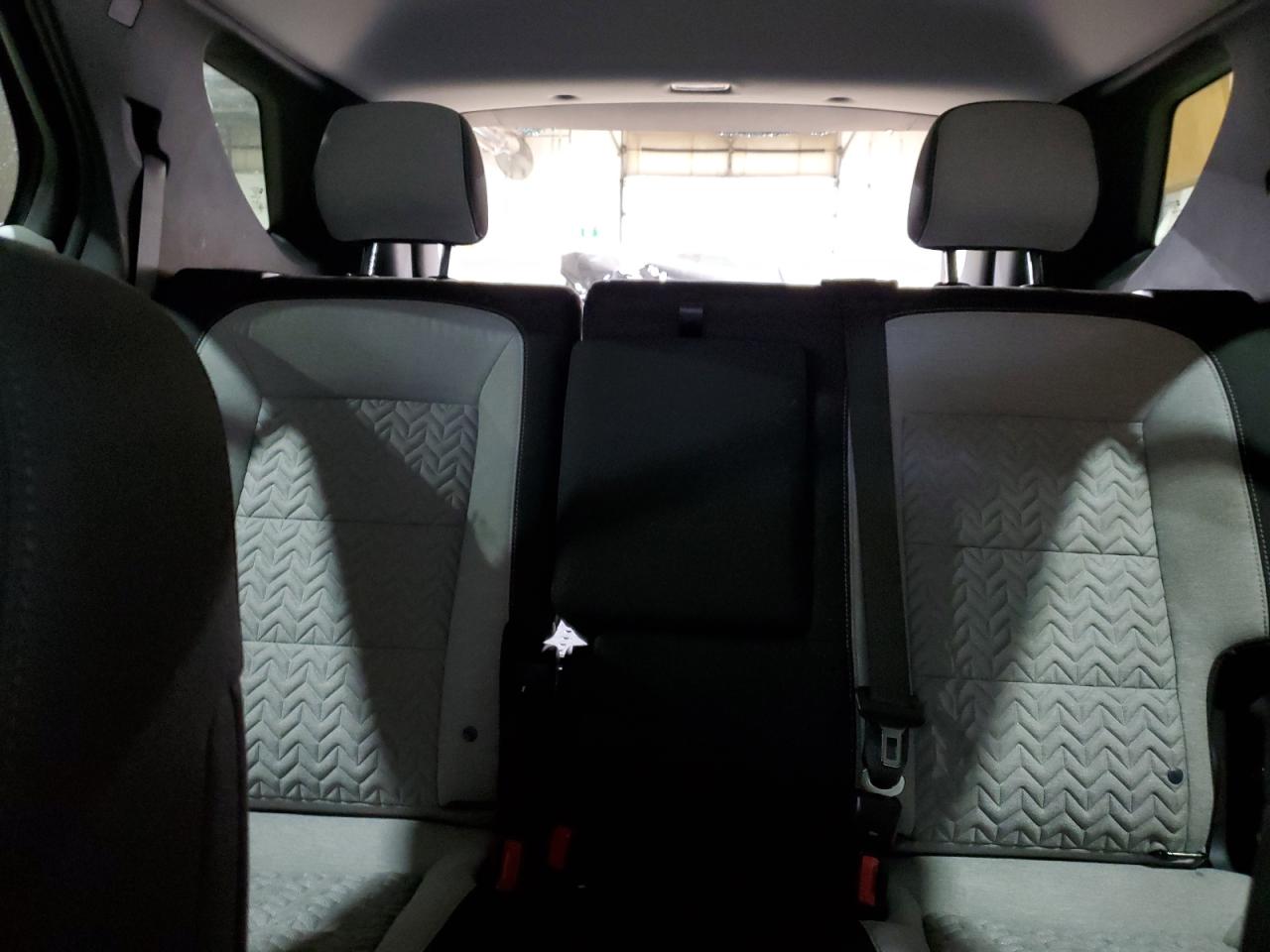 2023 Chevrolet Equinox - Image 10