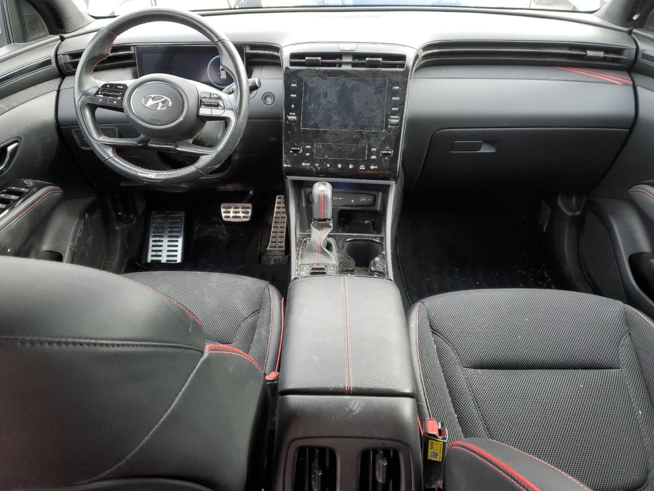 2022 Hyundai Tucson - Image 8