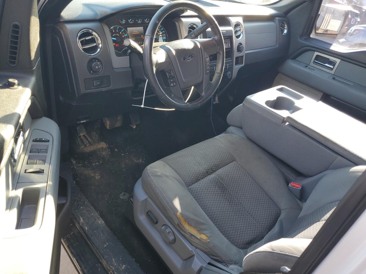2011 Ford F-150 - Image 8