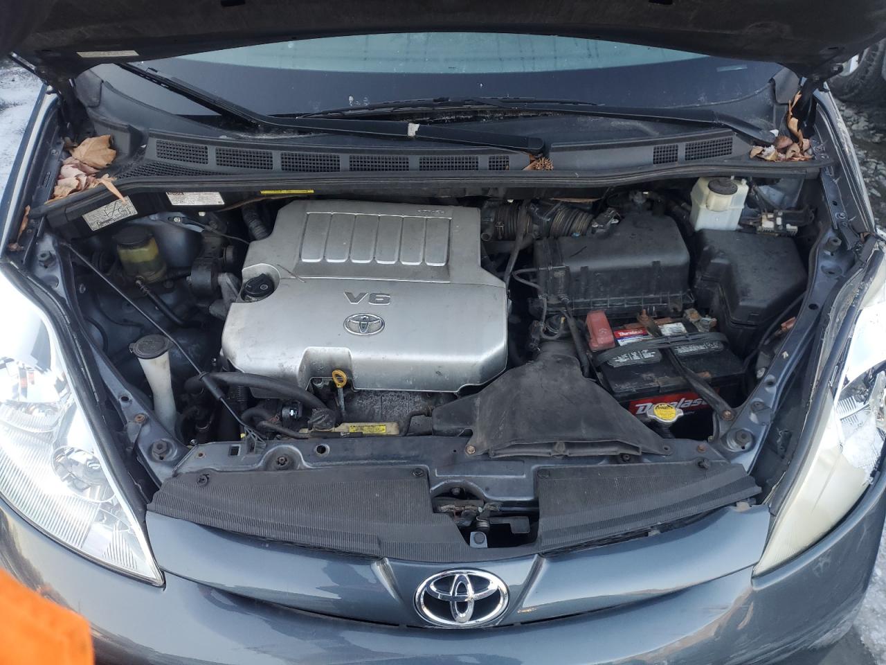 2008 Toyota Sienna - Image 12