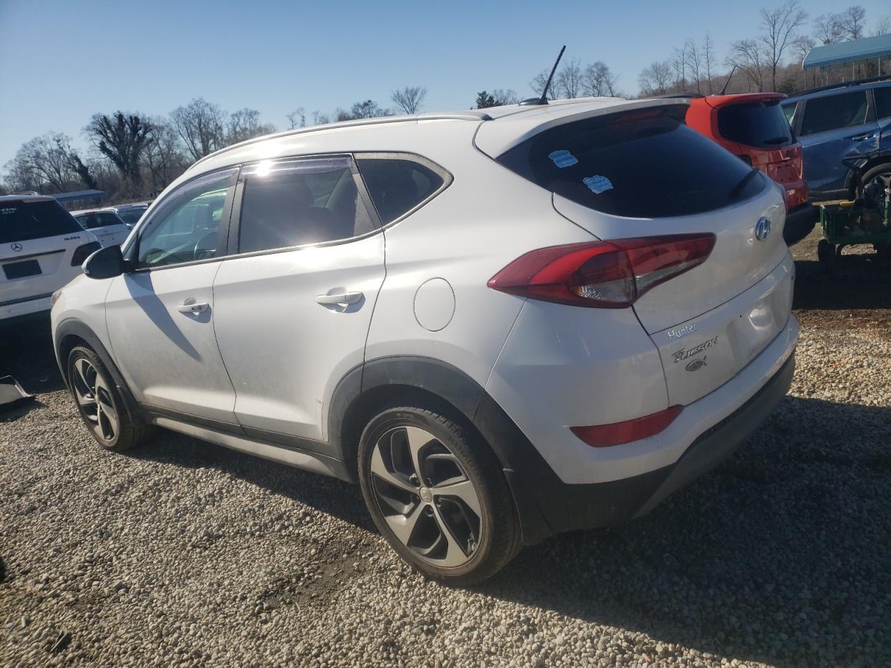 2017 Hyundai Tucson - Image 2