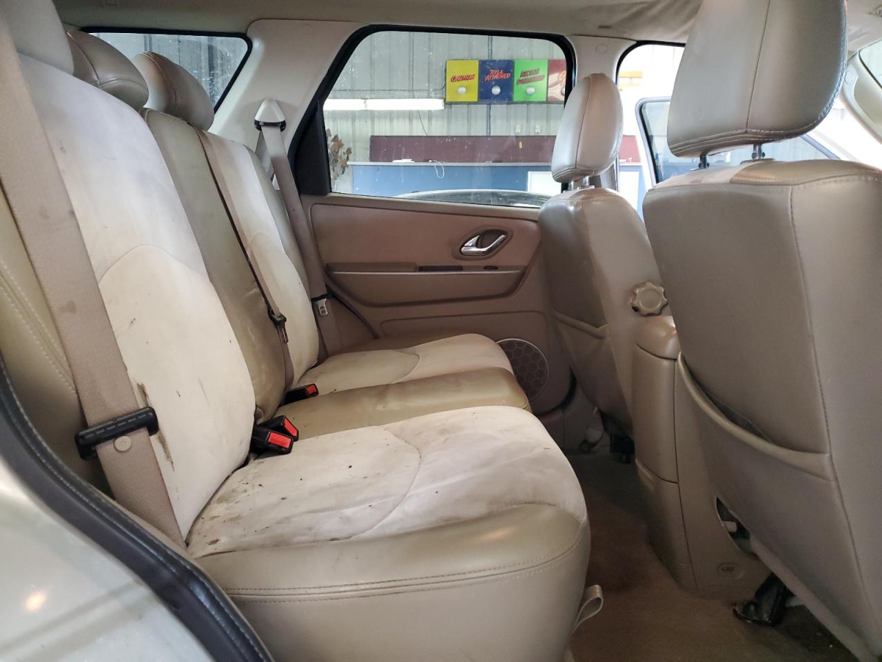 2007 Mercury Mariner - Image 11
