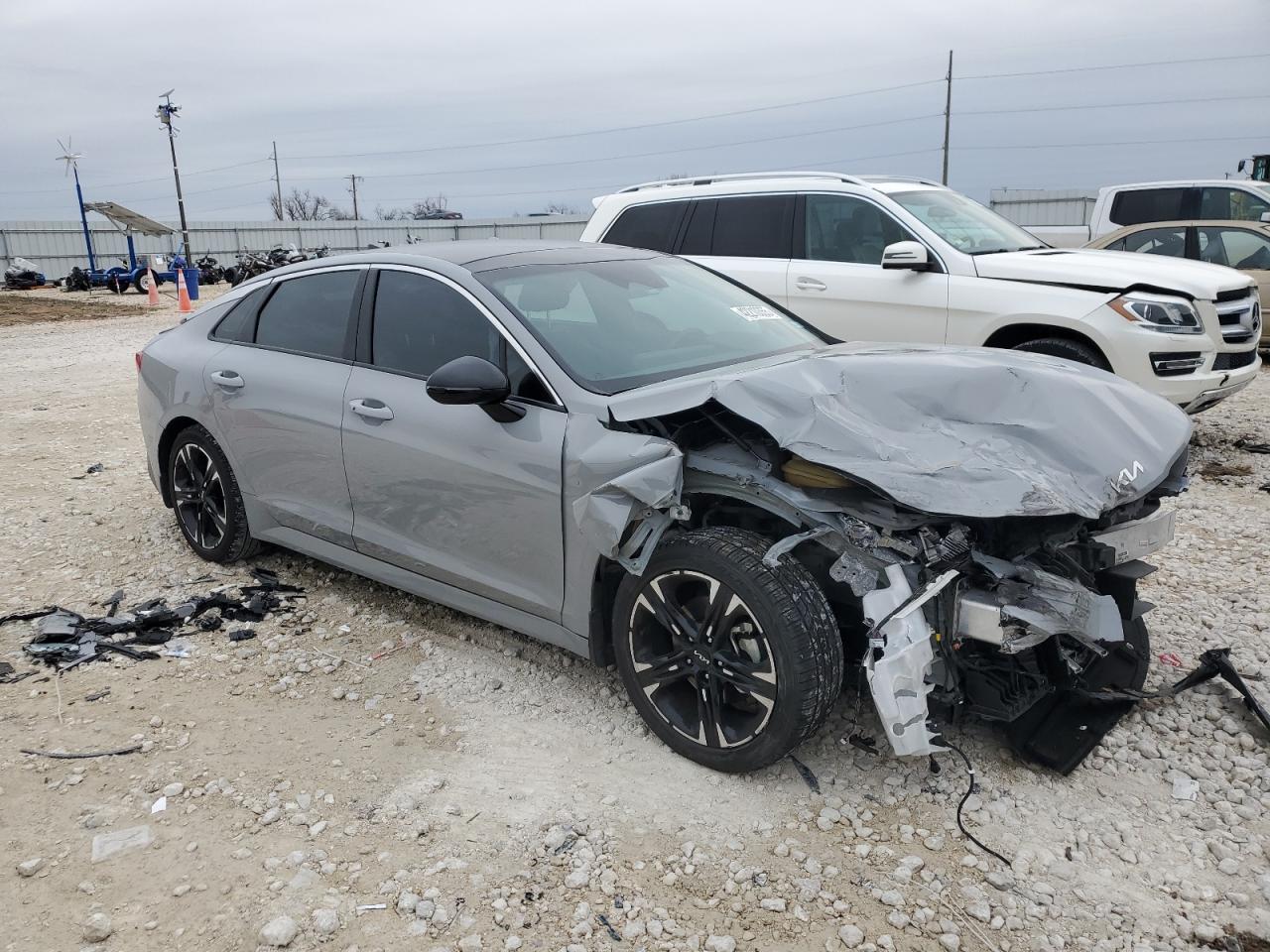 2024 Kia K5 - Image 4