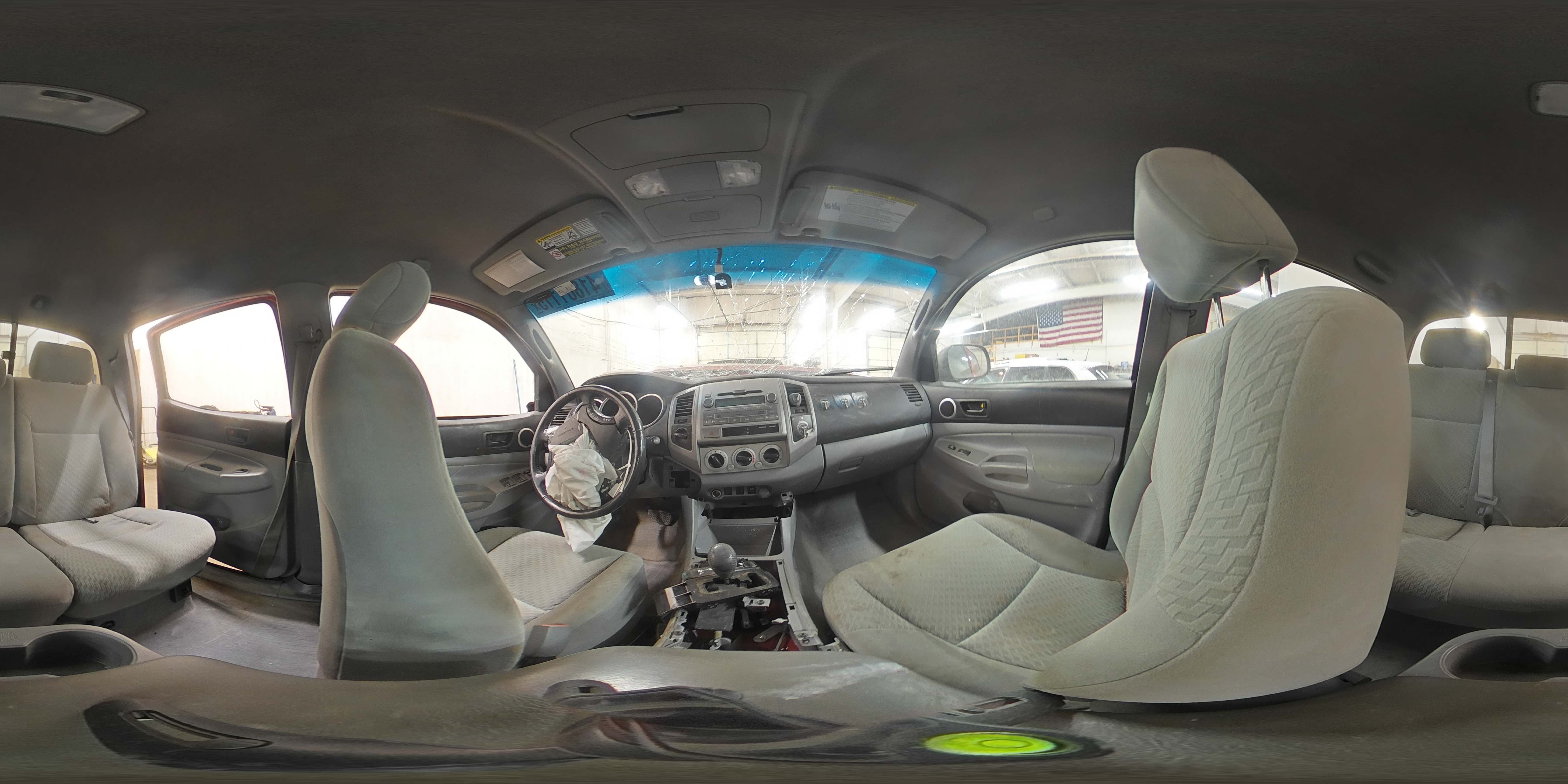 2010 Toyota Tacoma - Image 12