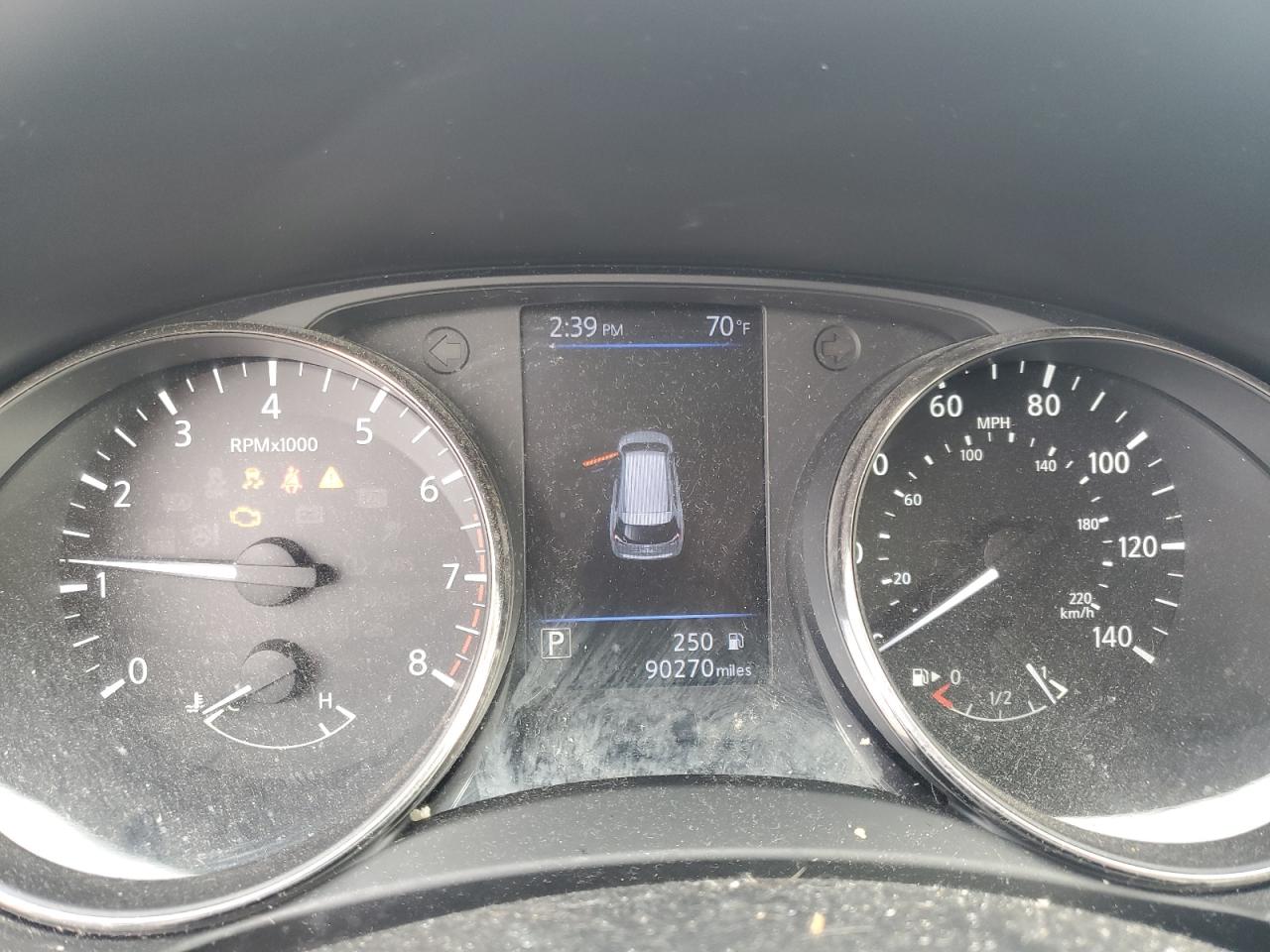 2018 Nissan Rogue - Image 9