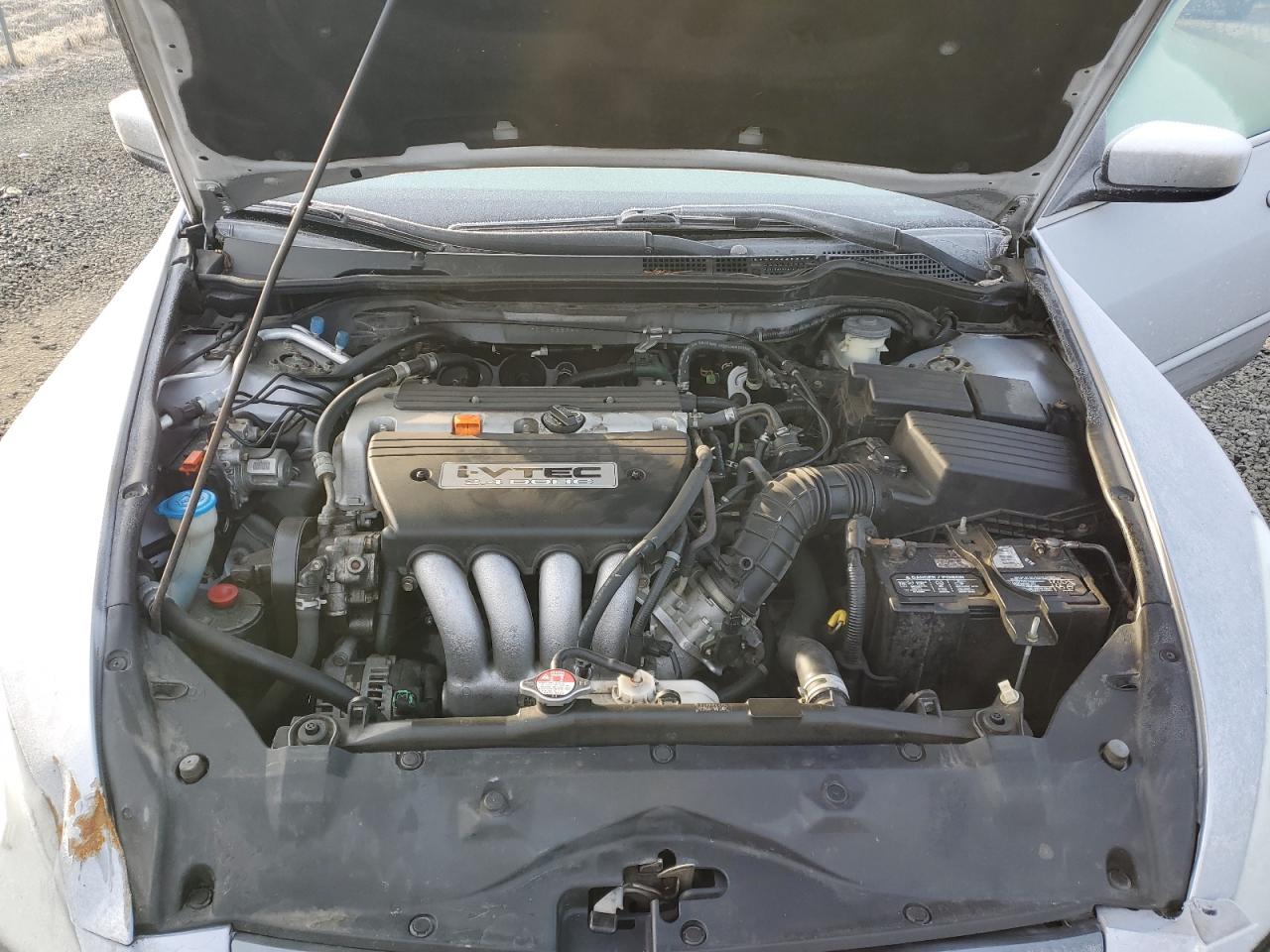 2005 Honda Accord - Image 12