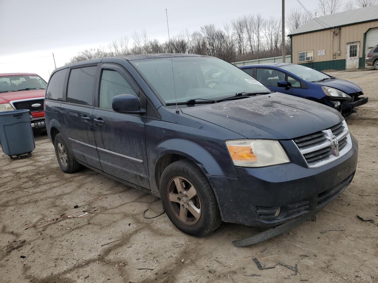 2008 Dodge Caravan - Image 4