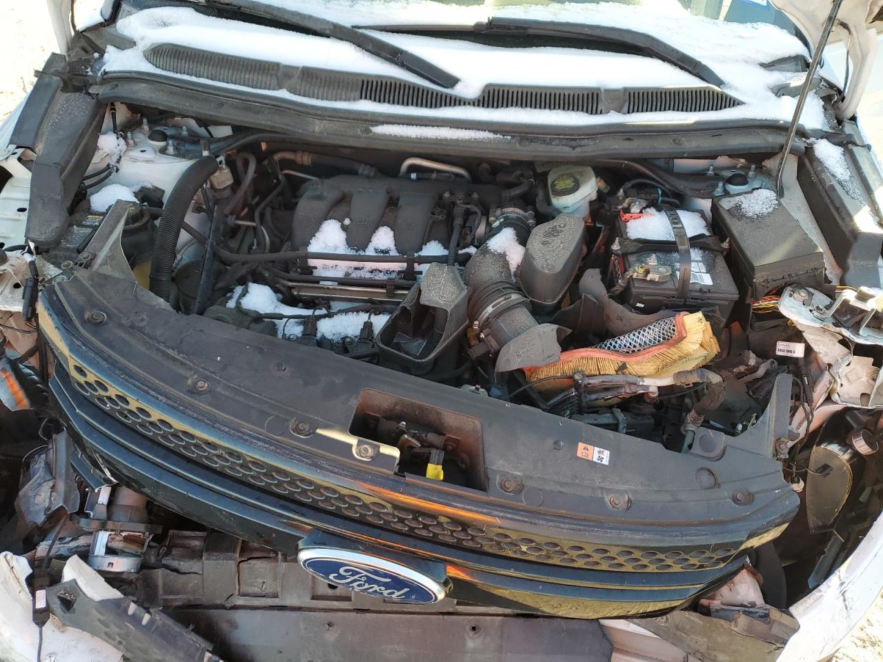 2015 Ford Explorer - Image 12
