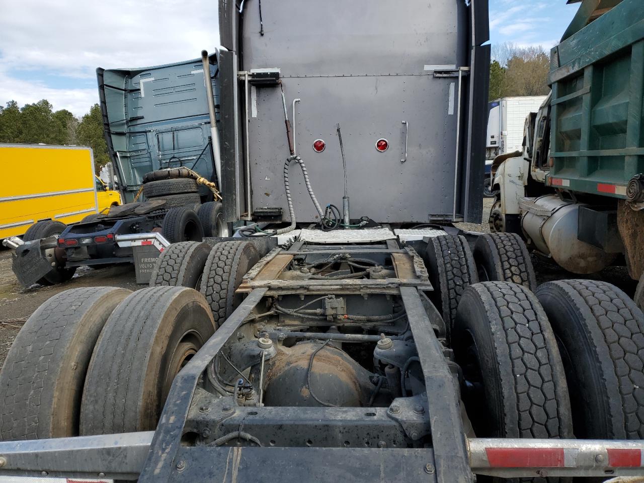 KENWORTH ALL OTHER 2012 VIN 1XKADP9X7CJ317634 фото 6