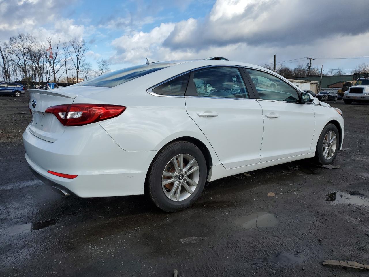 VIN 5NPE24AF9GH384805 2016 HYUNDAI SONATA no.3