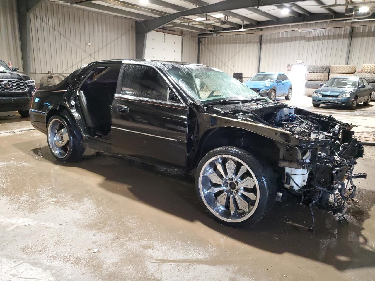 2009 Cadillac DTS - Image 4
