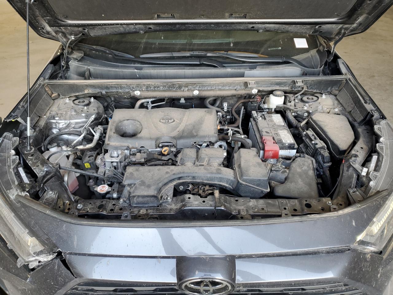 2024 Toyota RAV 4 - Image 12