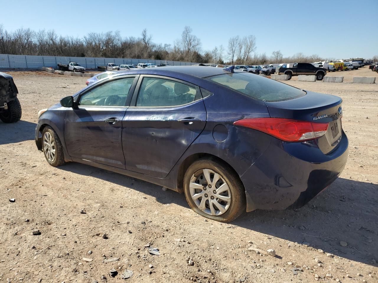 VIN 5NPDH4AE3DH176898 2013 HYUNDAI ELANTRA no.2