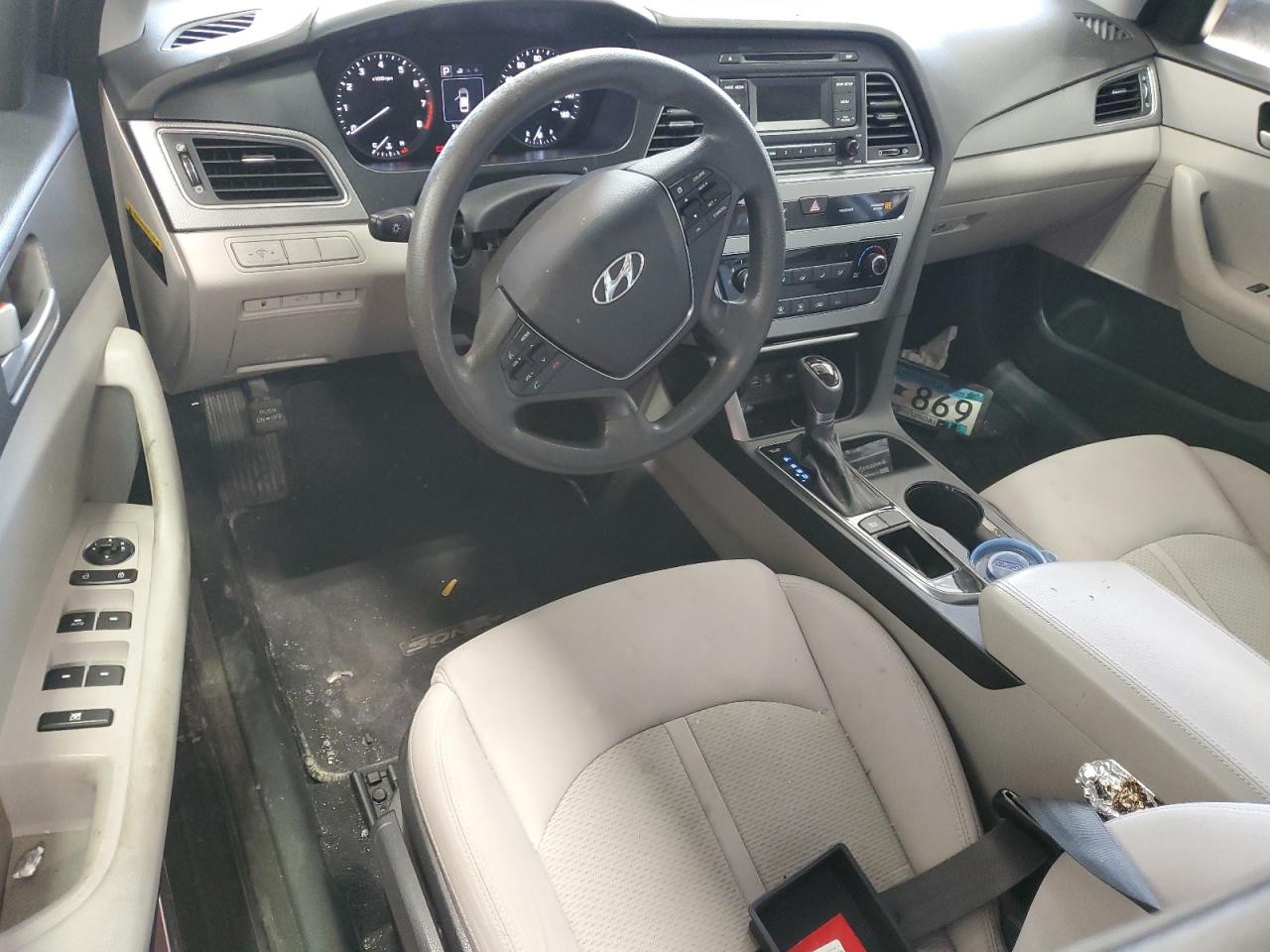 2015 Hyundai Sonata - Image 8