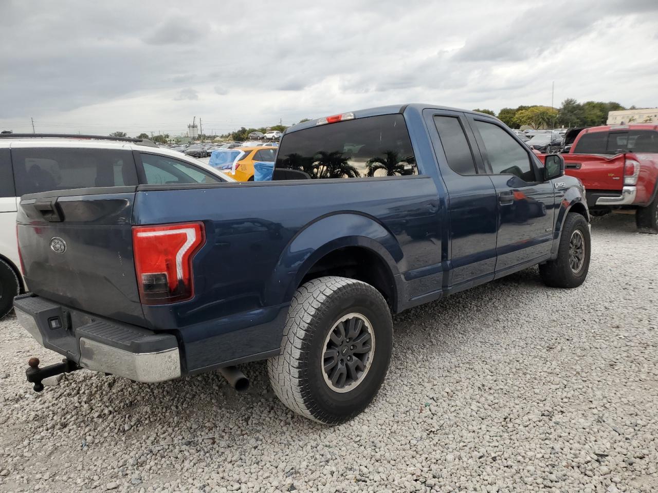 2015 Ford F-150 - Image 3
