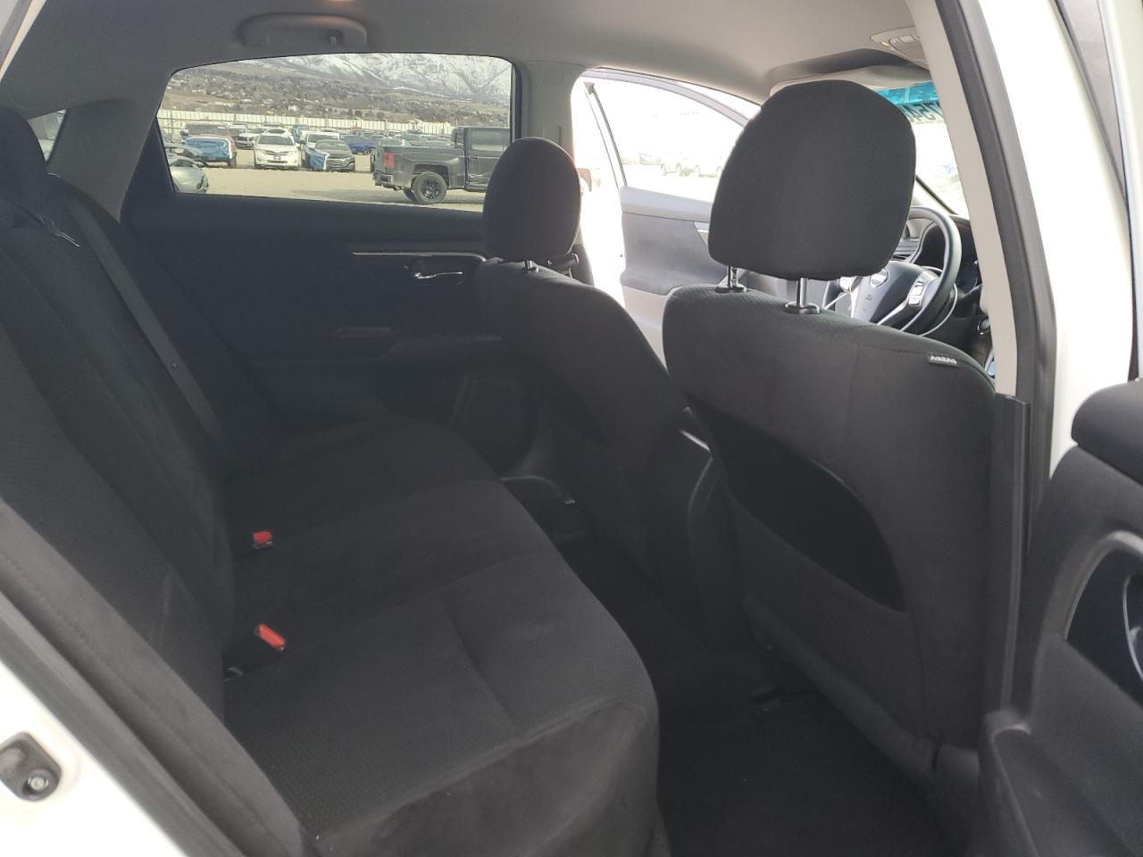 2014 Nissan Altima - Image 10