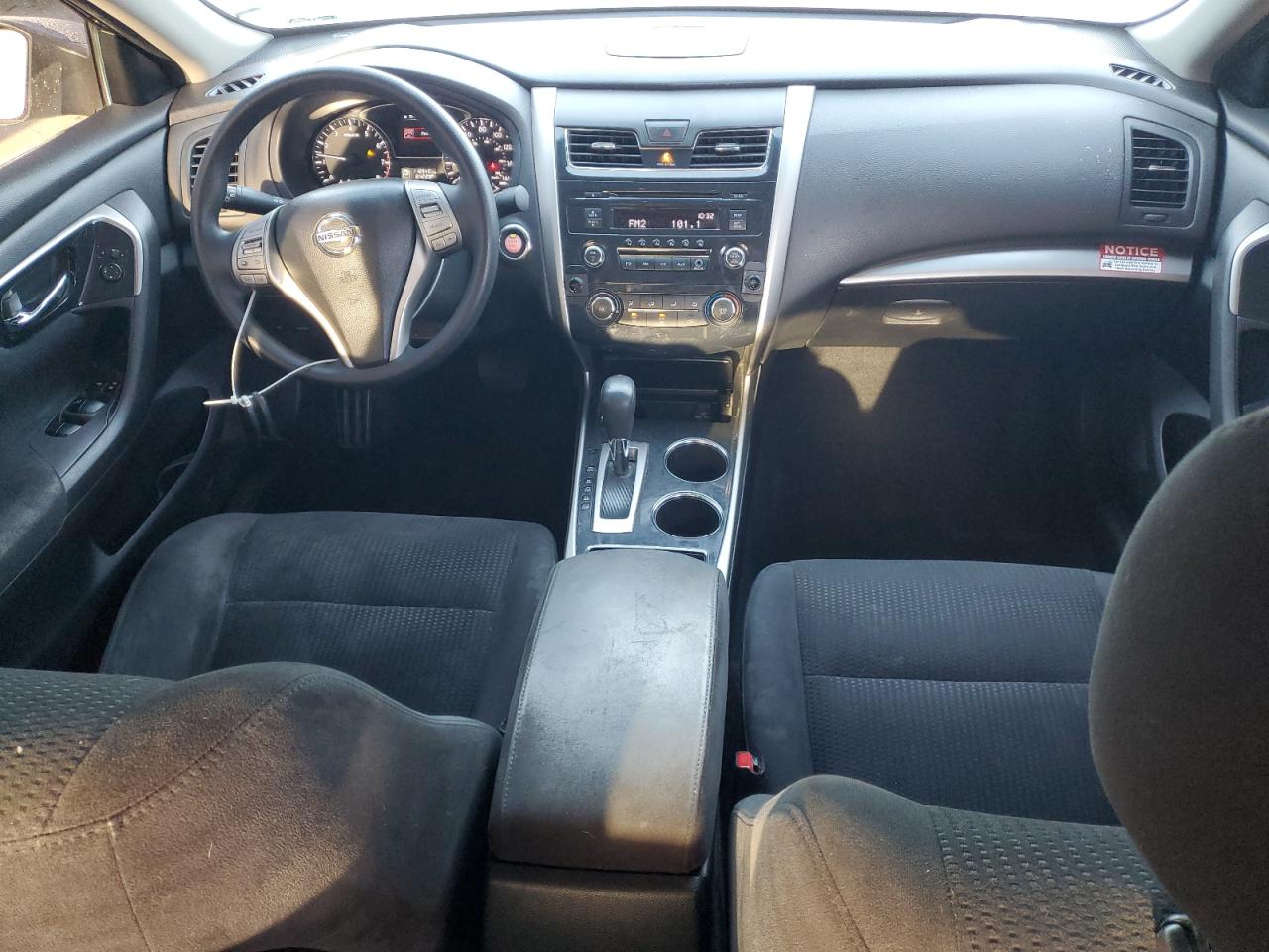2014 Nissan Altima - Image 8