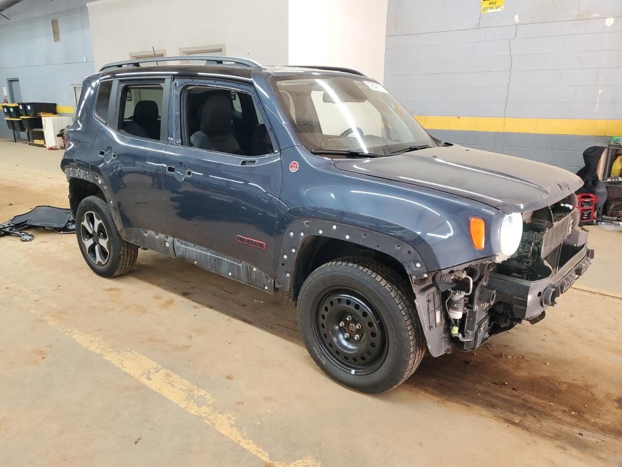 2020 Jeep Renegade - Image 4