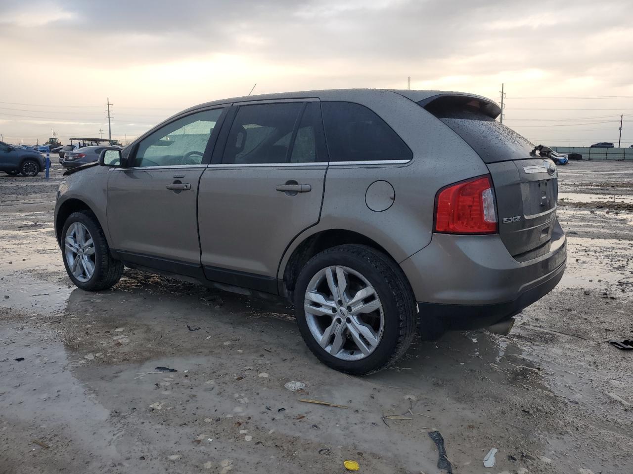2012 Ford Edge - Image 2