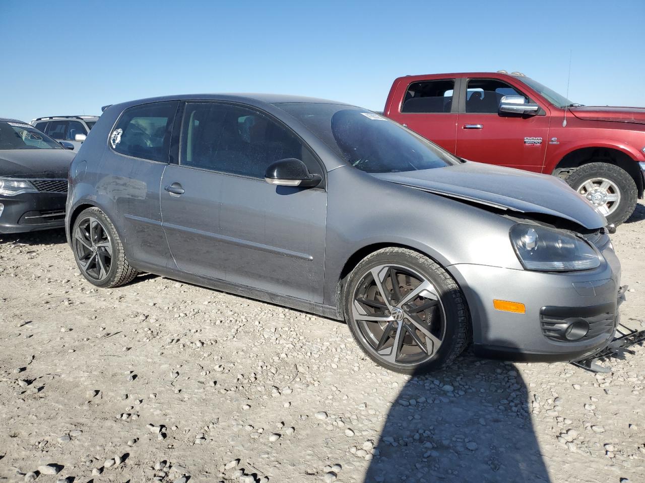 2009 Volkswagen Golf - Image 4