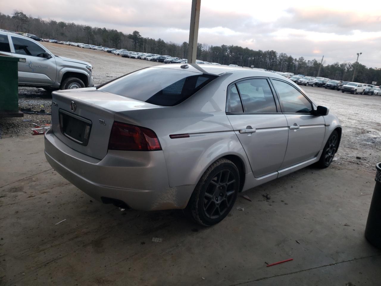 2004 Acura TL - Image 3