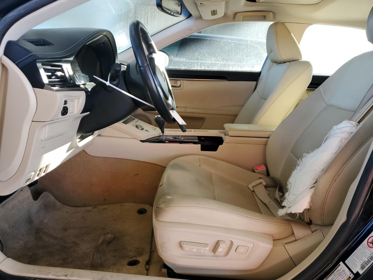 2014 Lexus ES - Image 7