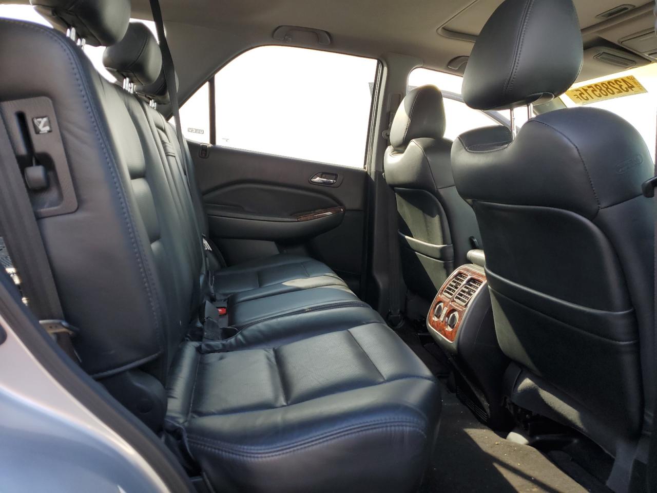 2002 Acura MDX - Image 11