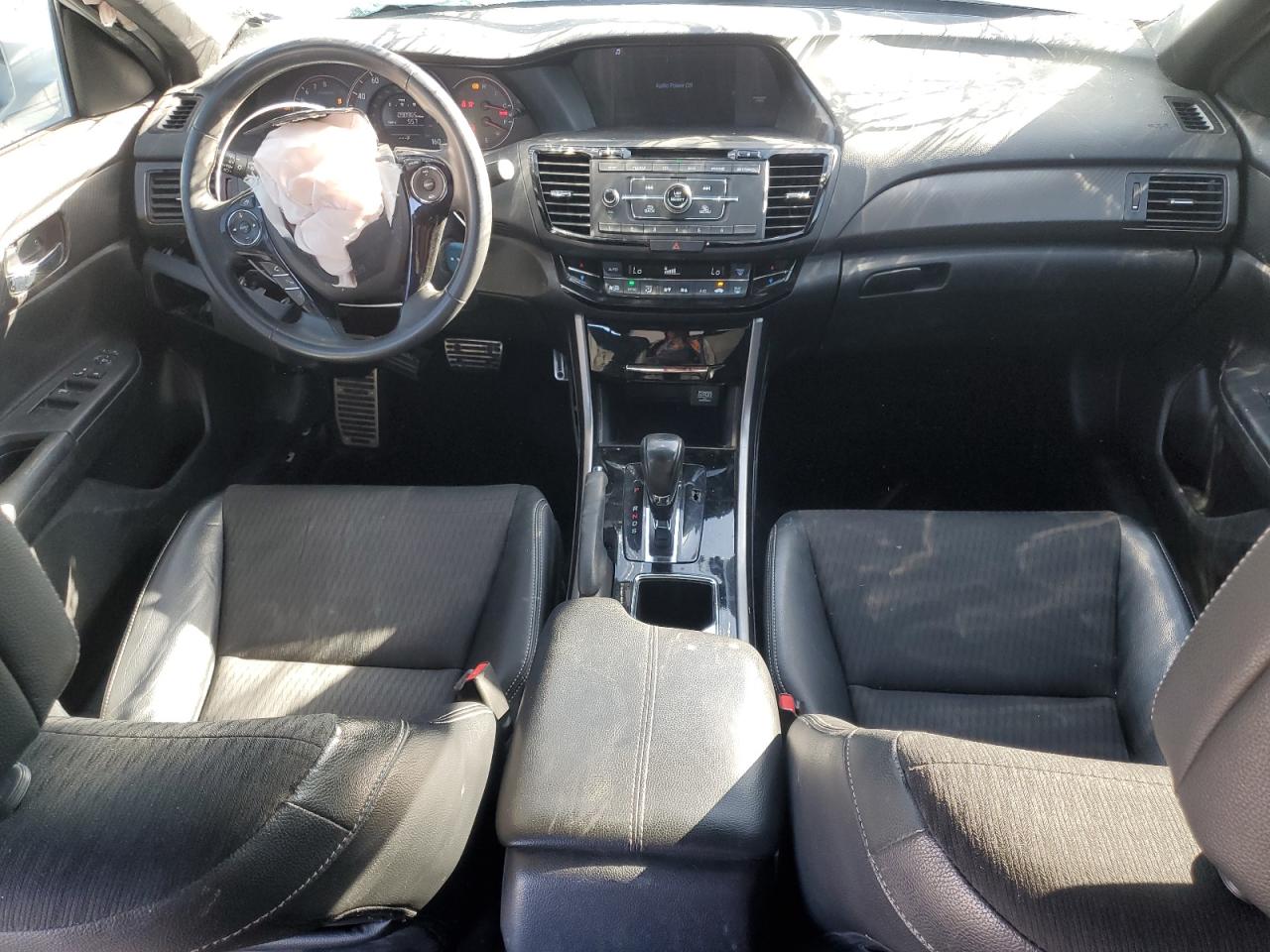 2016 Honda Accord - Image 8