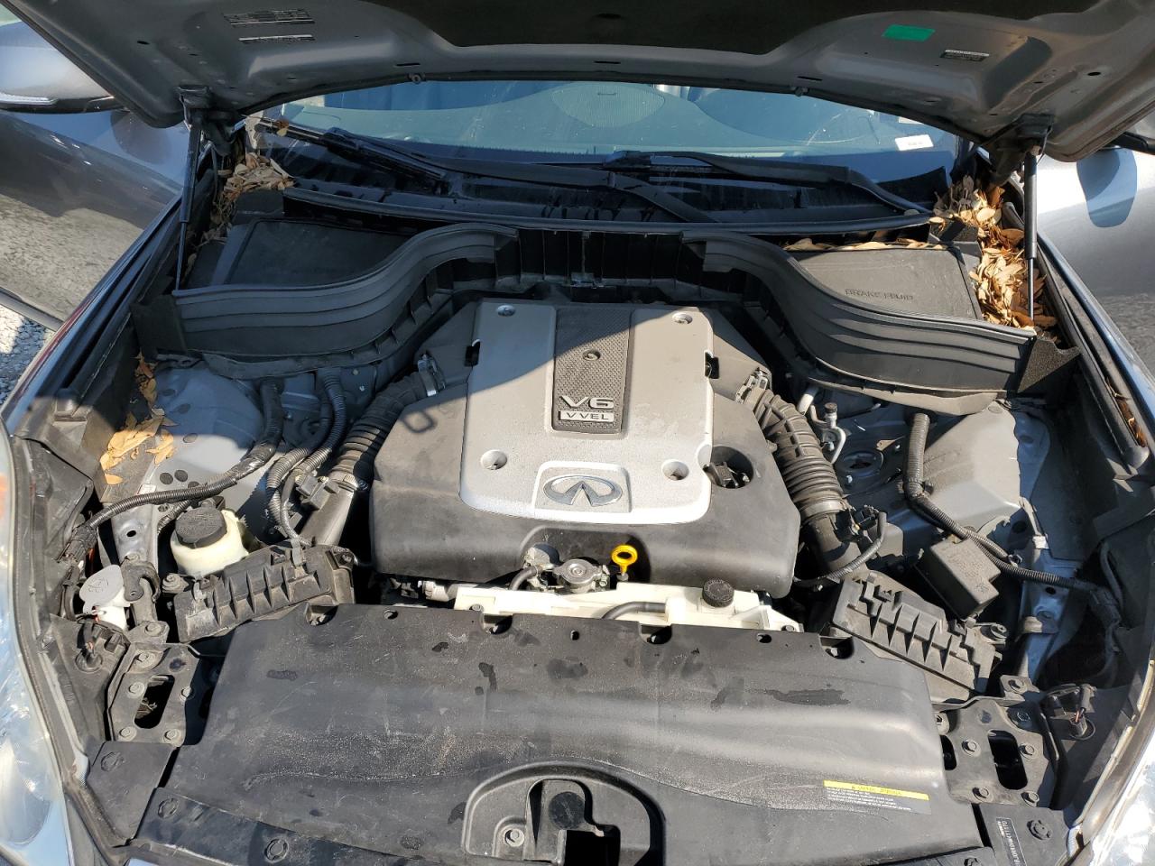 2017 Infiniti QX50 - Image 12